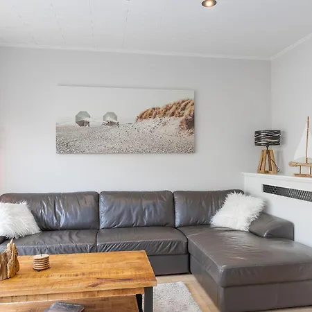 شقة Spacious With 2 Bedrooms ميدل كيرك