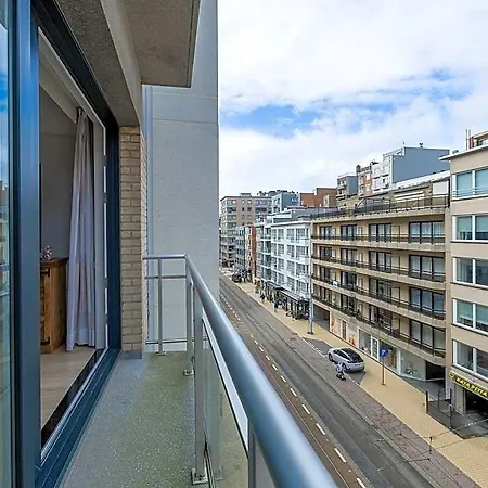 Spacious With 2 Bedrooms
